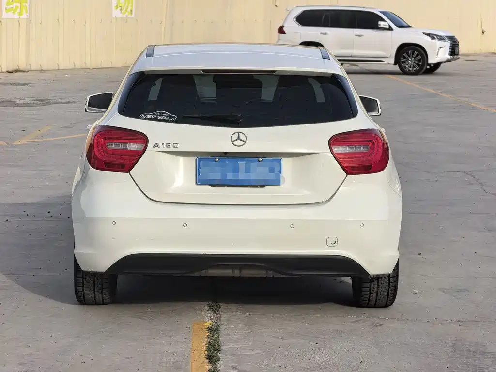 Mercedes-Benz A-Class (Import) — миниатюра 8