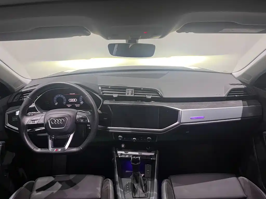 Audi Q3 Sportback — миниатюра 6