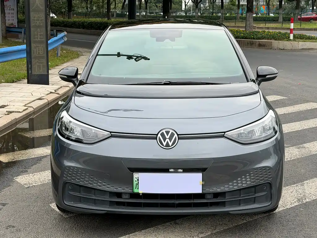 Volkswagen ID.3 — миниатюра 2