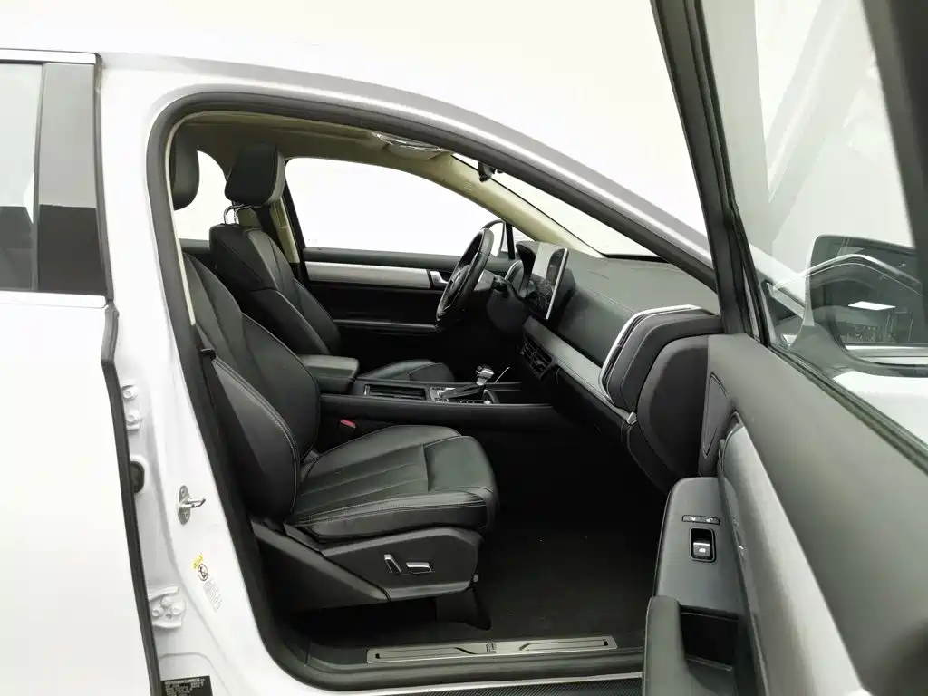 BYD Tang — миниатюра 23