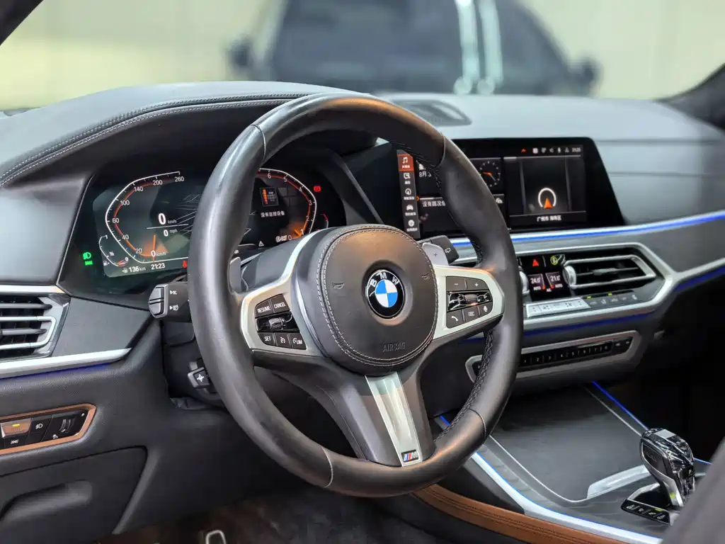 BMW X7 — миниатюра 15