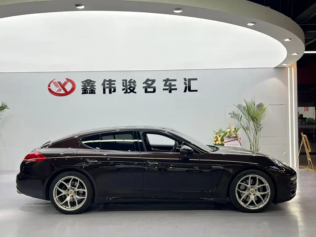 Porsche Panamera — миниатюра 5