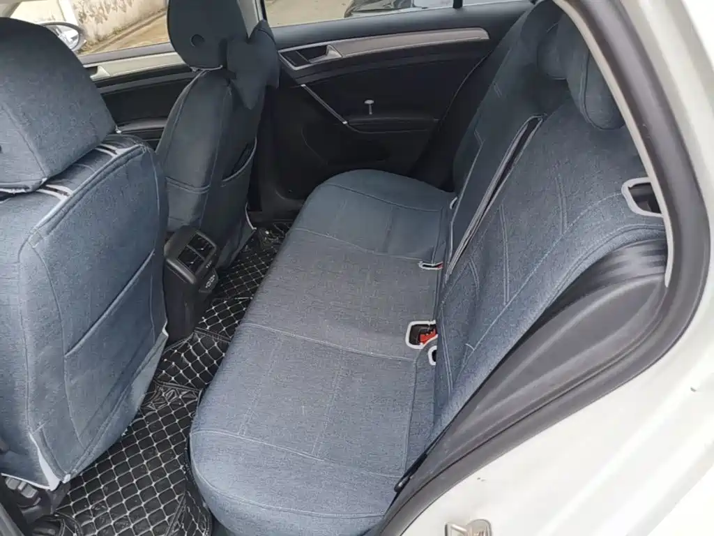 Volkswagen Golf — миниатюра 17