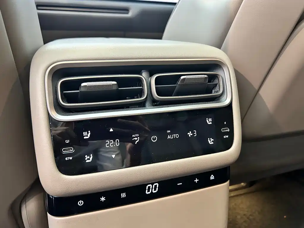 Li Auto Li i6 — миниатюра 12