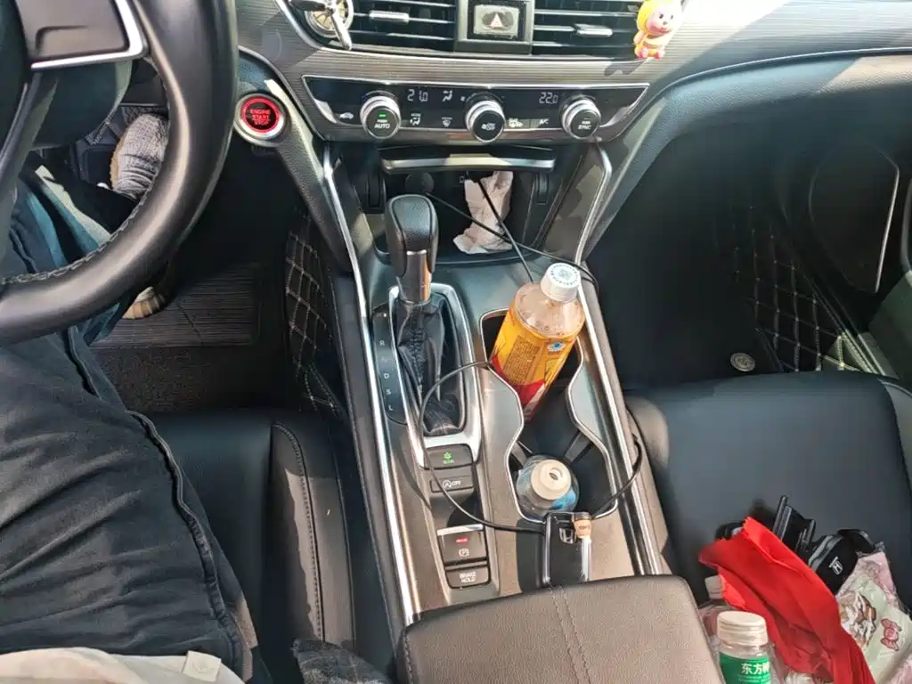 Honda Accord — миниатюра 14