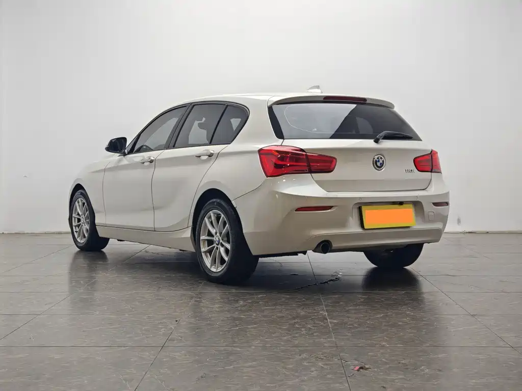 BMW 1 Series (Import) — миниатюра 4