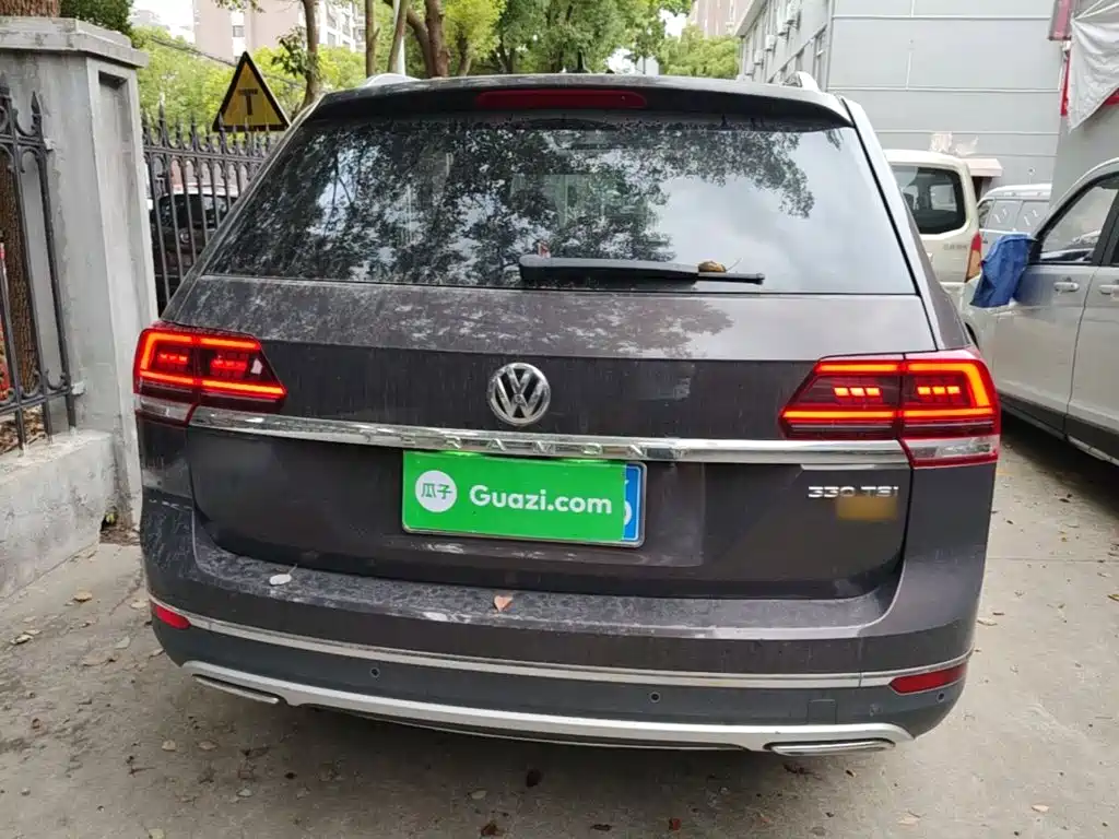 Volkswagen Teramont — миниатюра 6
