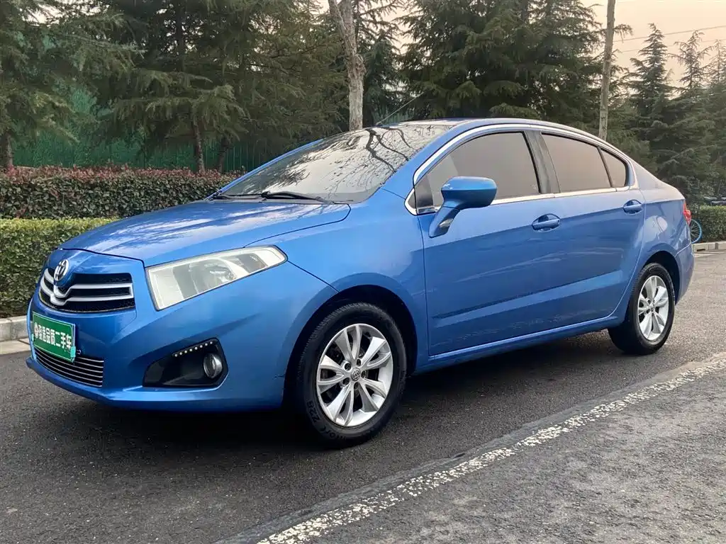 Zhonghua H230 2013
