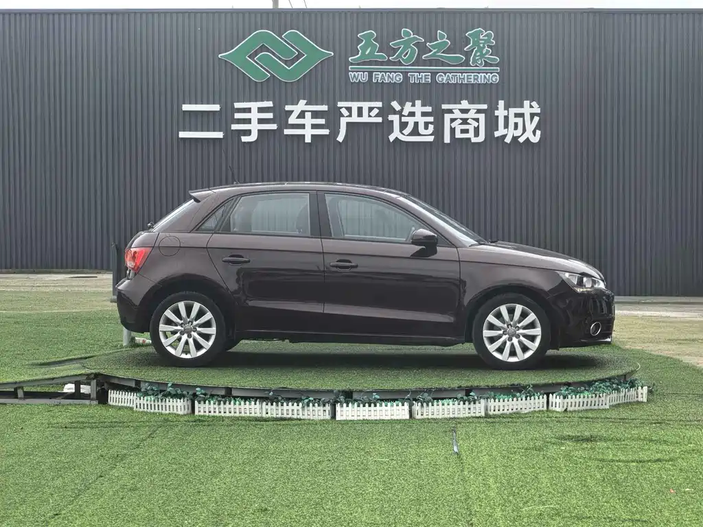 Audi A1 2013 30 TFSI Sportback Ego