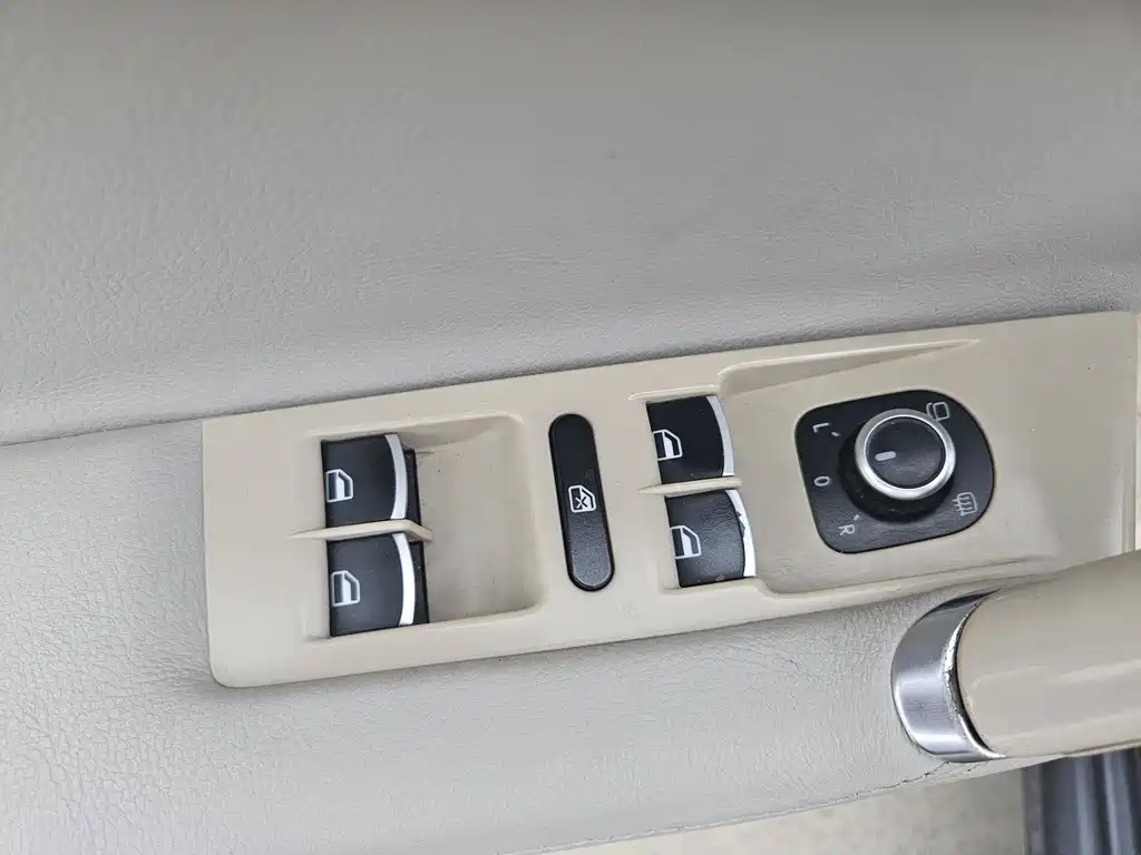 Volkswagen Magotan — миниатюра 6