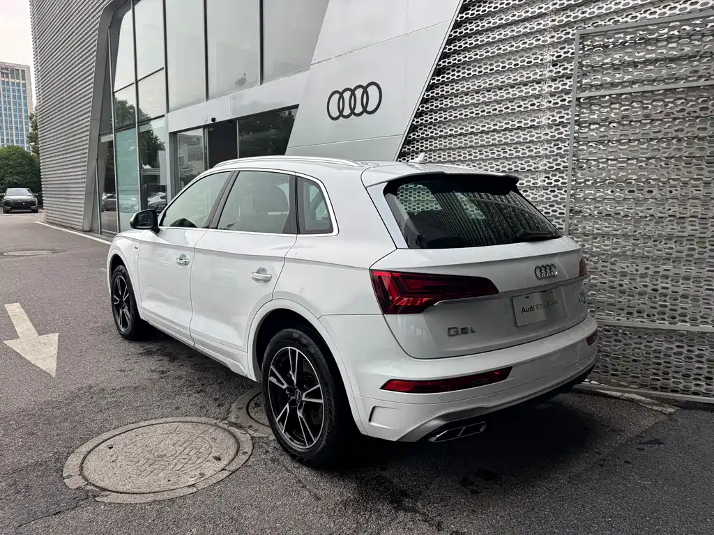 Audi Q5L — миниатюра 4