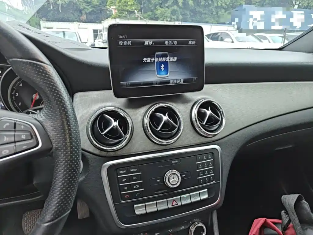 Mercedes-Benz CLA (Import) — миниатюра 13