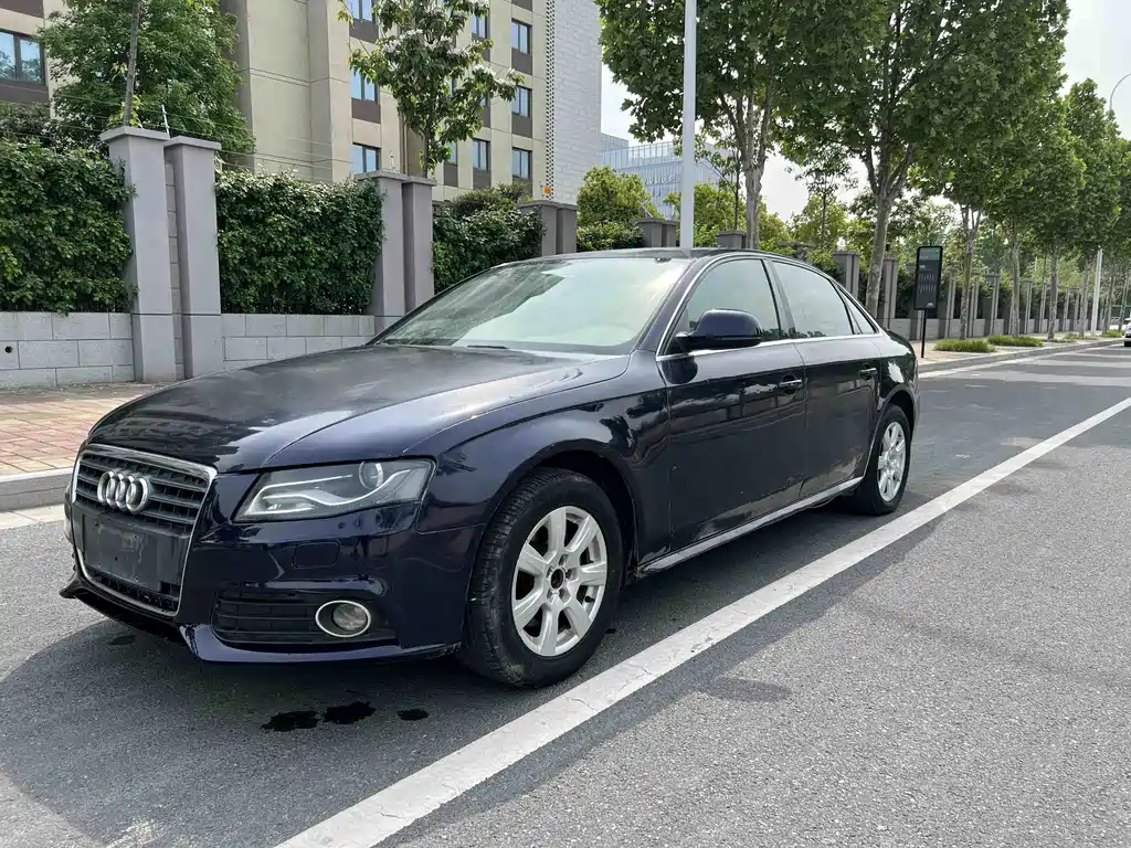 Audi A4L 2010