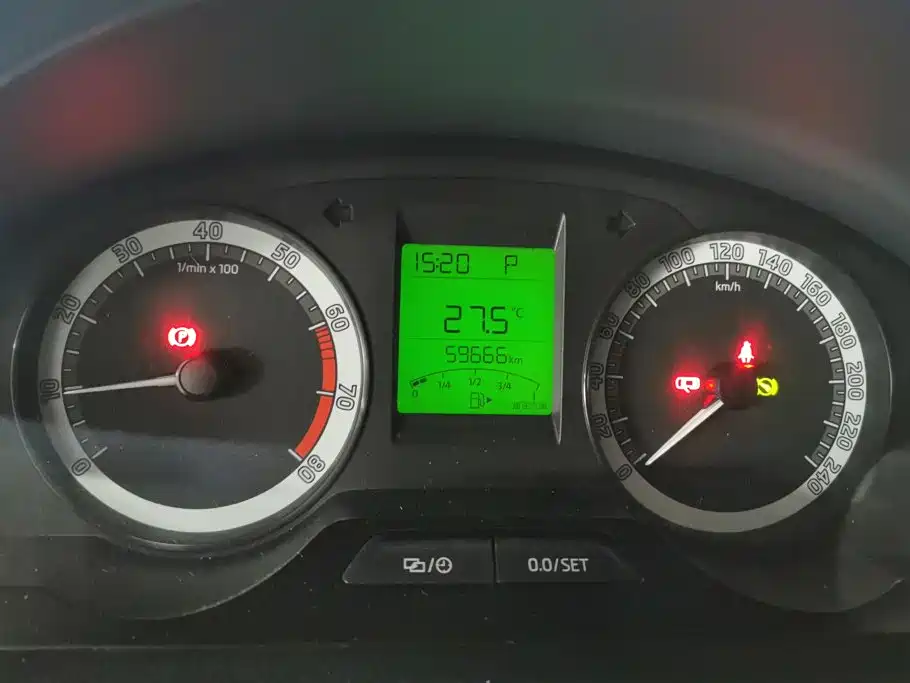 Skoda Rapid — миниатюра 14