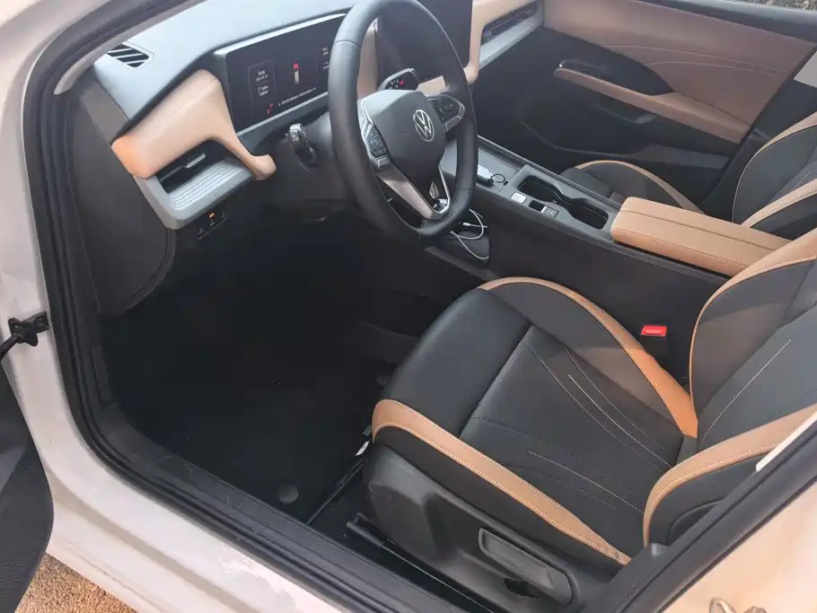 Volkswagen Sagitar — миниатюра 9