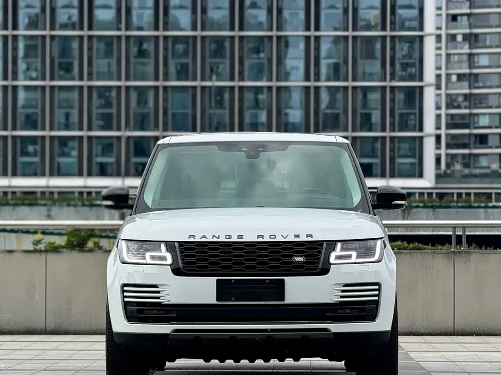 Land Rover Range Rover — миниатюра 2