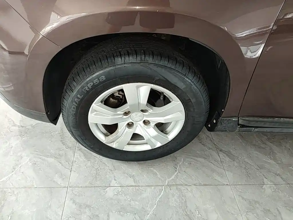 Peugeot 2008 — миниатюра 23