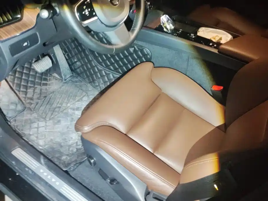 Volvo XC60 — миниатюра 9
