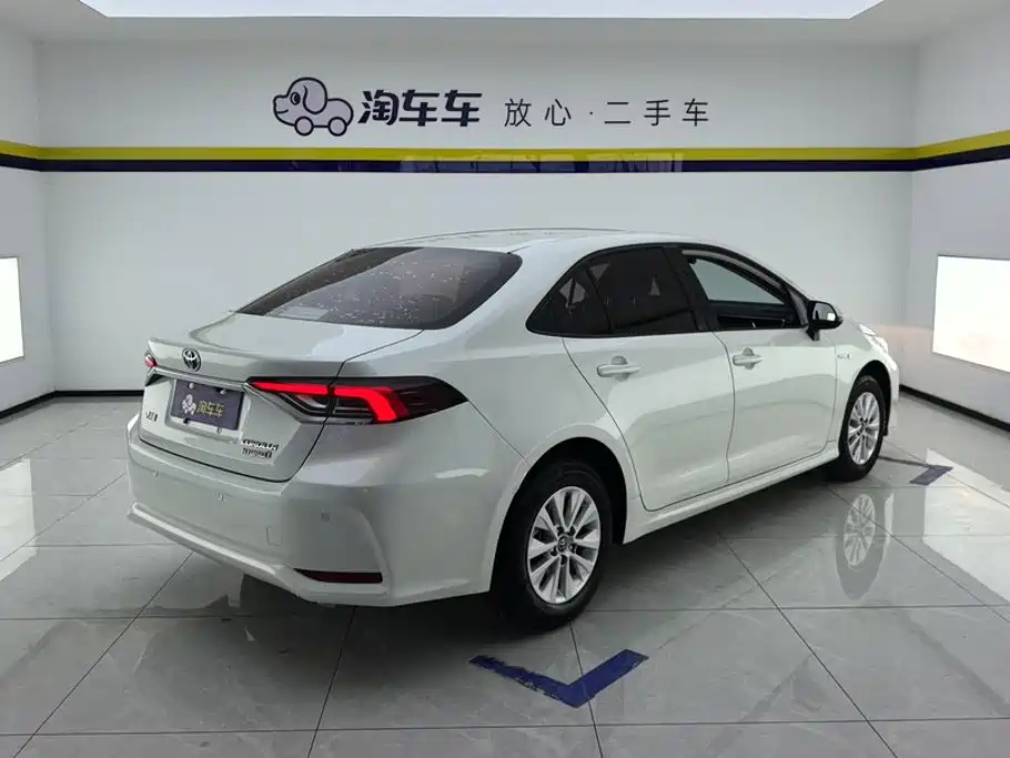 Toyota Corolla — миниатюра 3