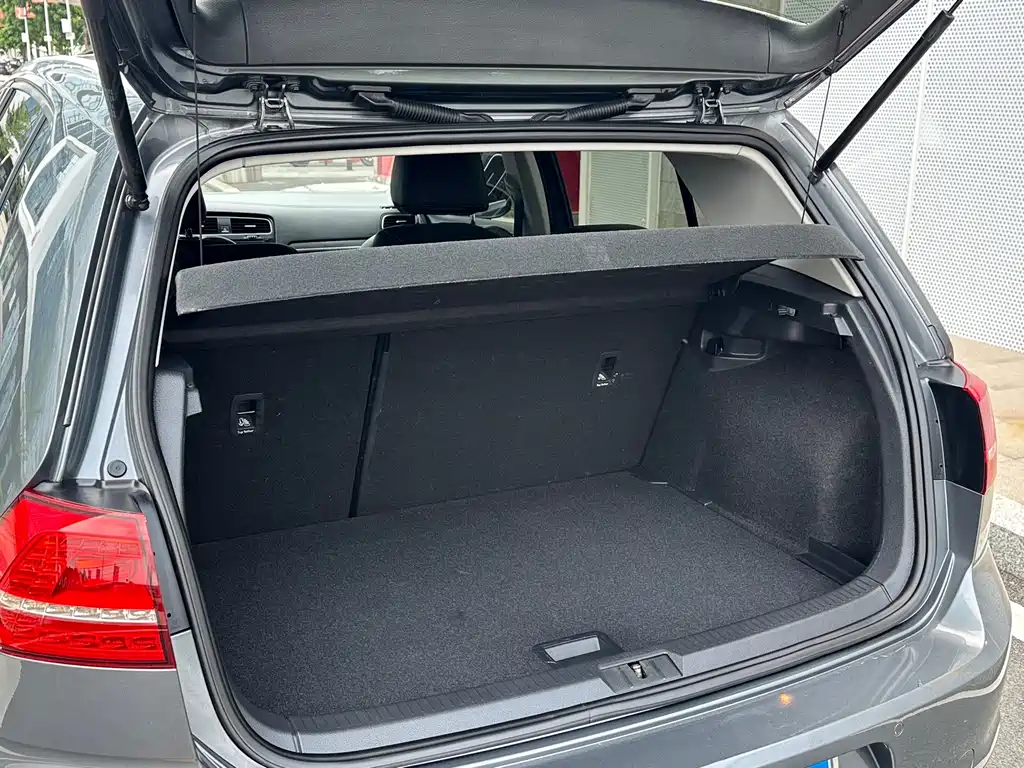 Volkswagen Golf — миниатюра 15