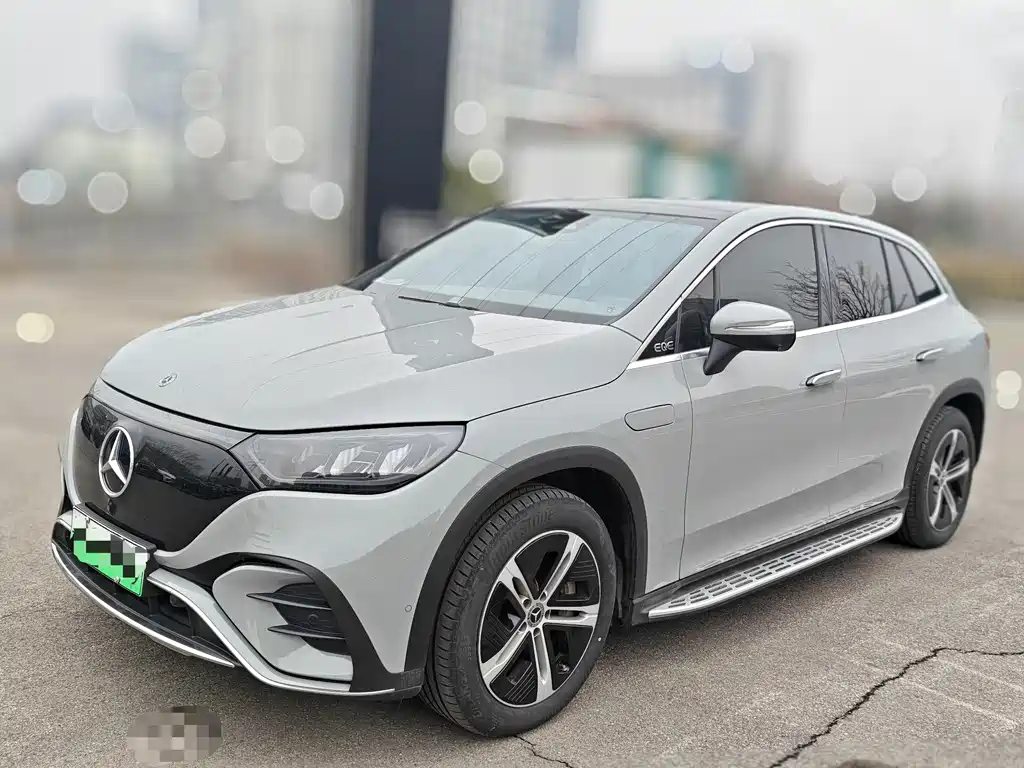 Mercedes-Benz EQE SUV 2025