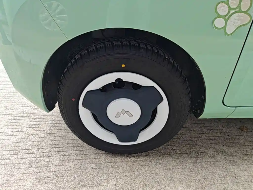 Wuling MINIEV — миниатюра 25