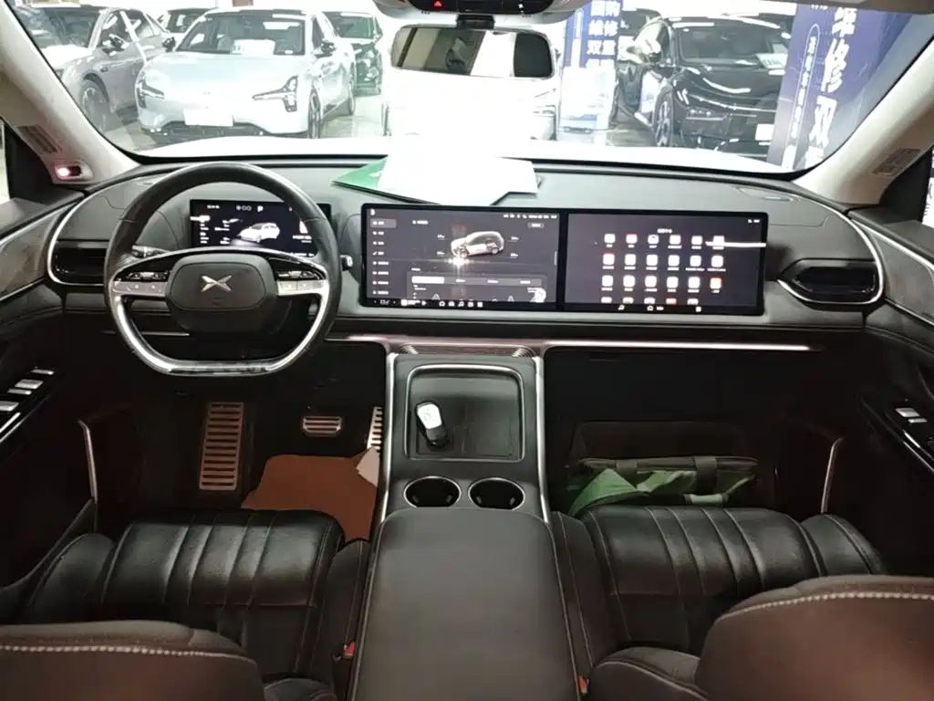 XPeng G9 — миниатюра 10
