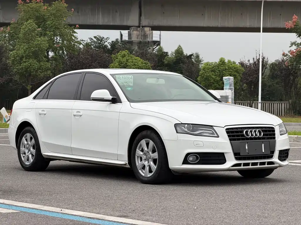 Audi A4L — миниатюра 8
