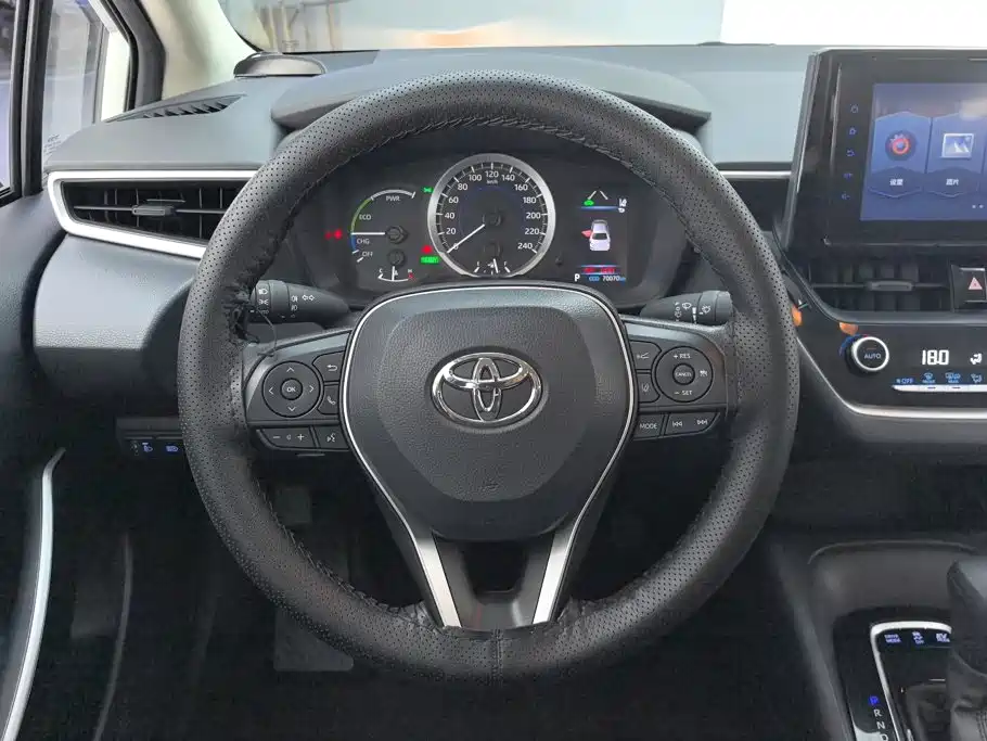 Toyota Corolla — миниатюра 15