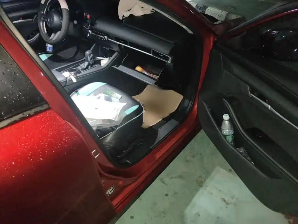 Mazda 3 Axela — миниатюра 20