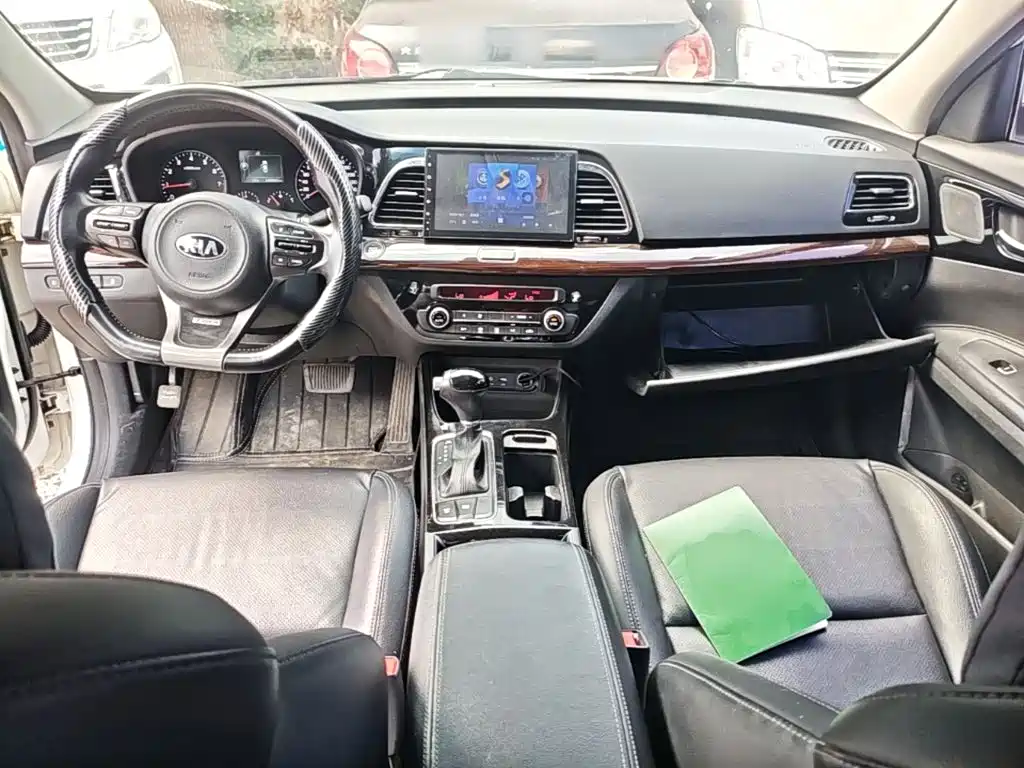 Kia K4 — миниатюра 10