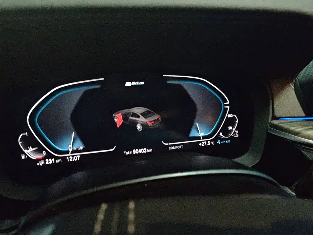 BMW 5 Series New Energy — миниатюра 4