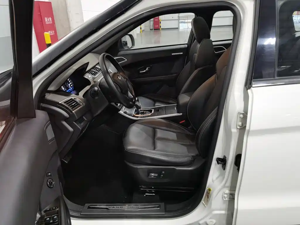 Landwind Landwind X7 — миниатюра 10