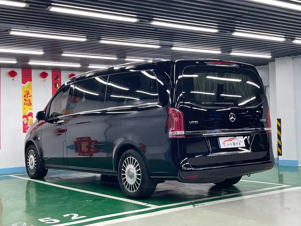 Mercedes-Benz Vito — миниатюра 7