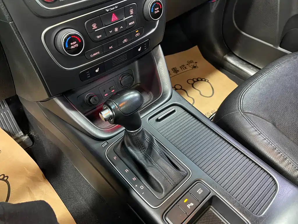 Kia Sorento — миниатюра 17