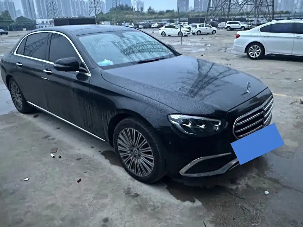 Mercedes-Benz E-Class — миниатюра 3