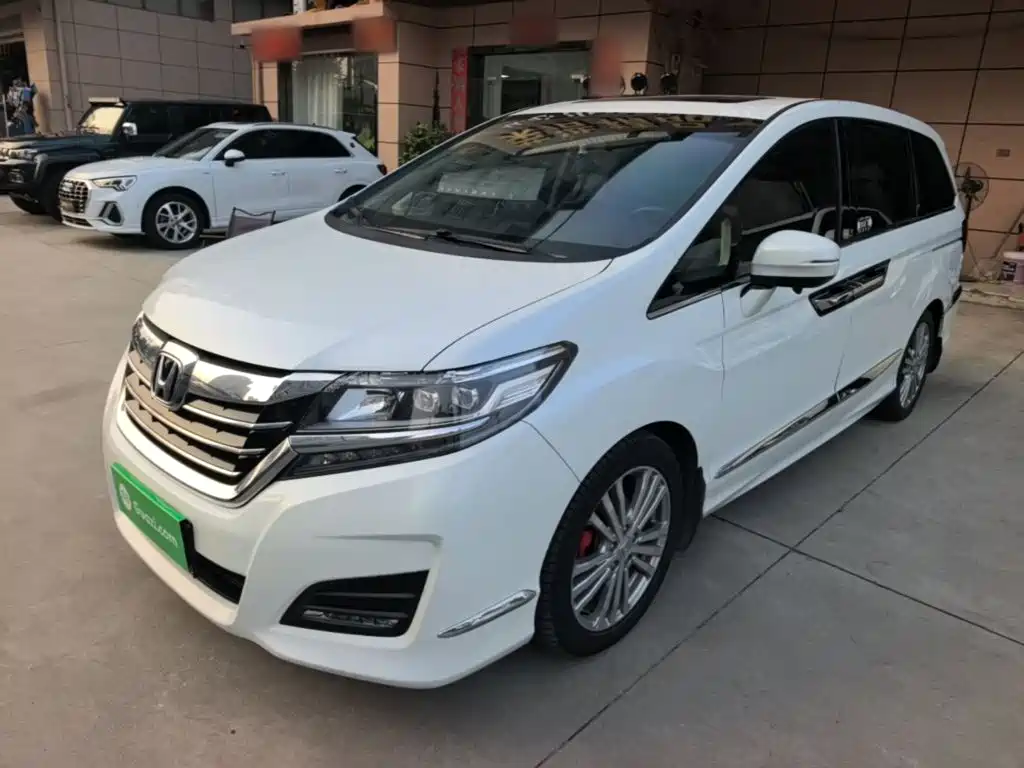 Honda Elysion — миниатюра 2