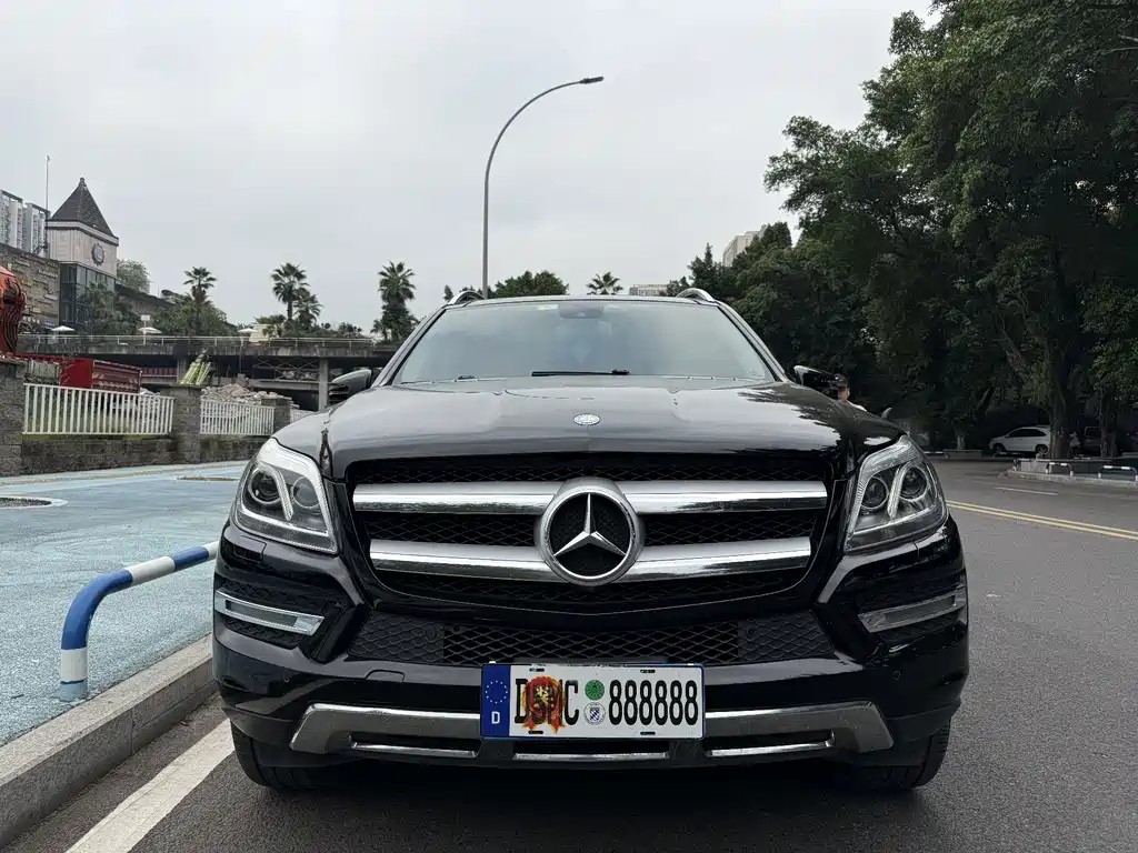 Mercedes-Benz GL-Class — миниатюра 2