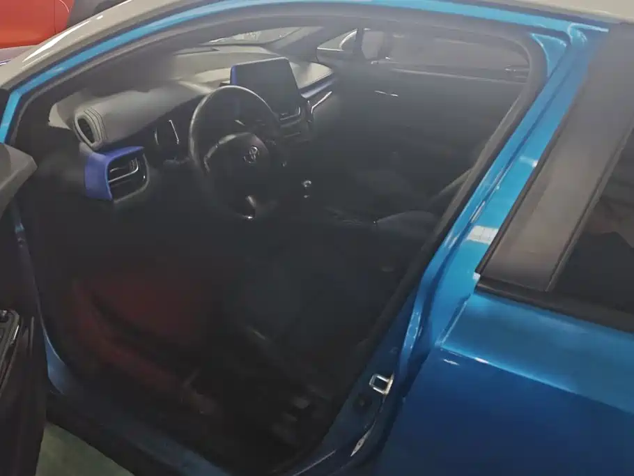 Toyota IZOA — миниатюра 9