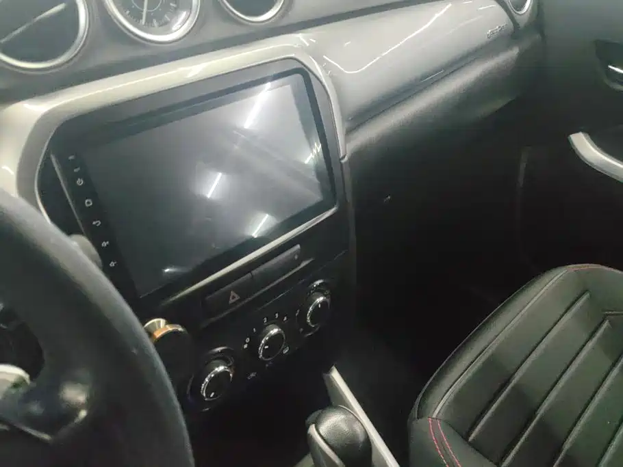 Suzuki Vitara — миниатюра 13