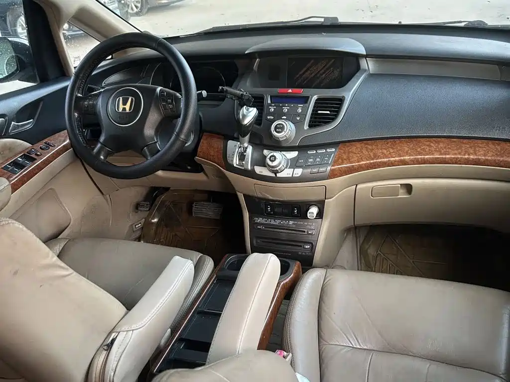 Honda Odyssey — миниатюра 6