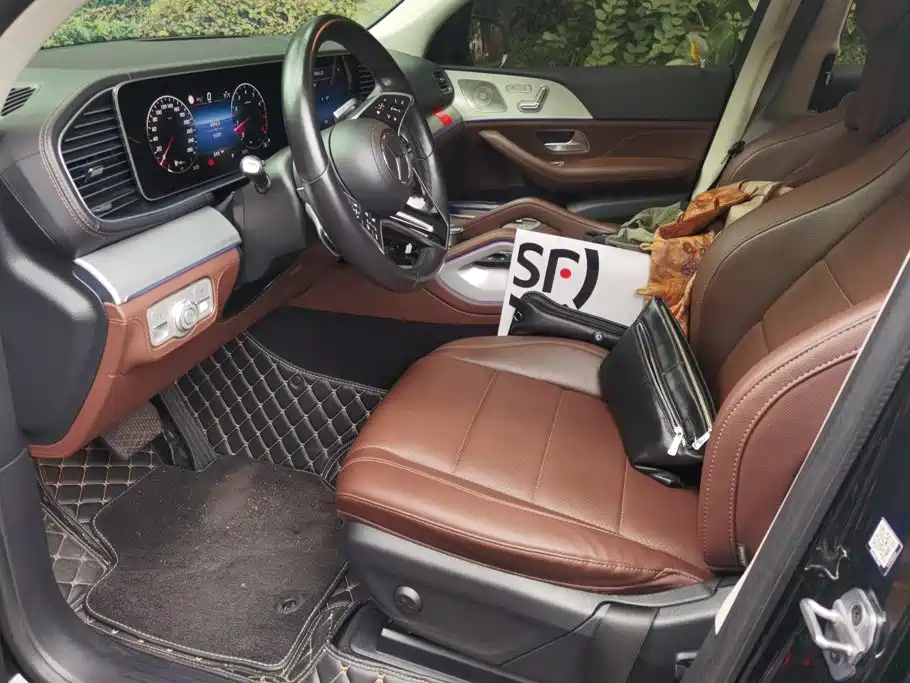 Mercedes-Benz GLE (Import) — миниатюра 9