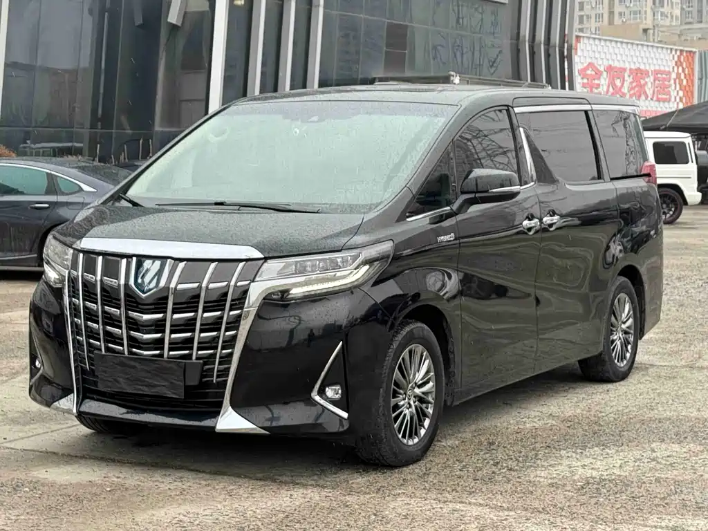 Toyota Alphard 2023 2.5L Luxury