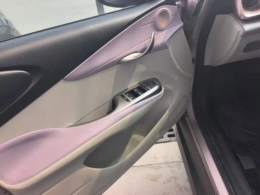 BYD Dolphin — миниатюра 7