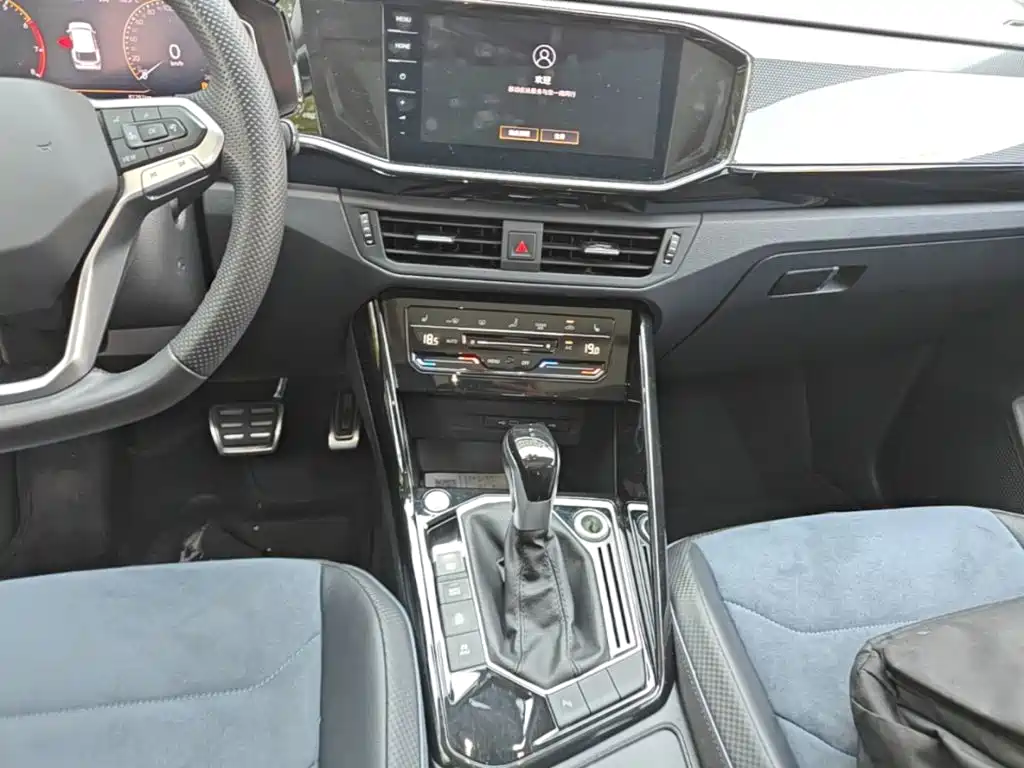 Volkswagen X — миниатюра 13