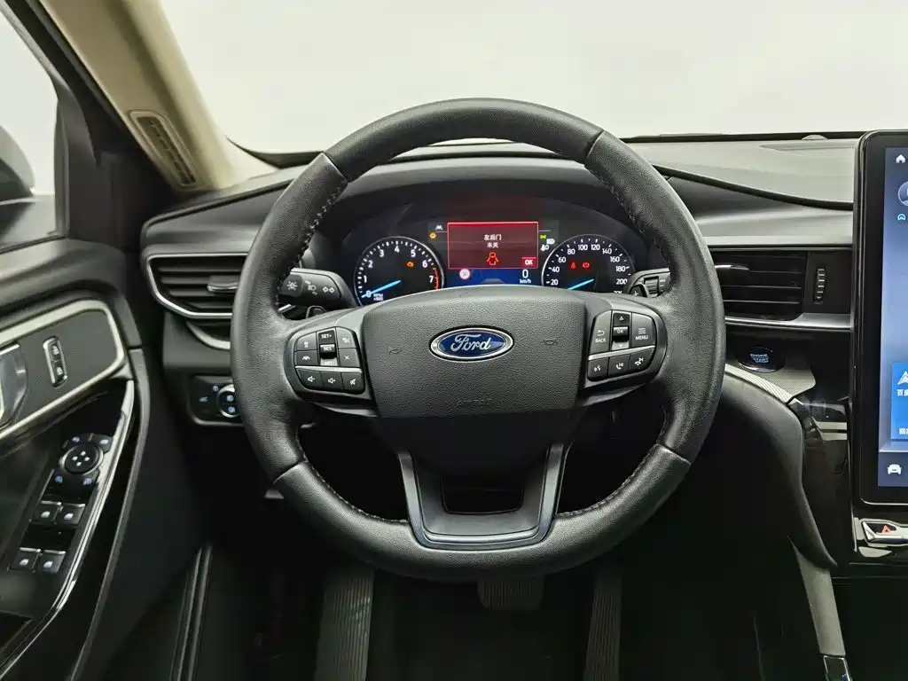 Ford Explorer — миниатюра 11