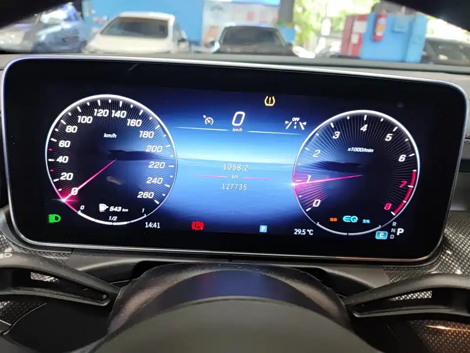 Mercedes-Benz C-Class — миниатюра 4