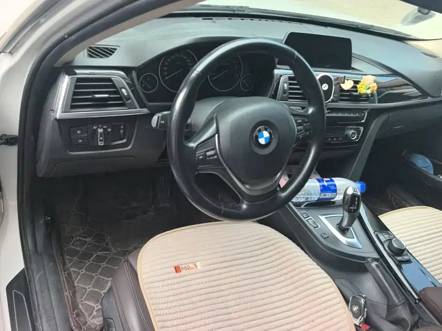 BMW 3 Series — миниатюра 12