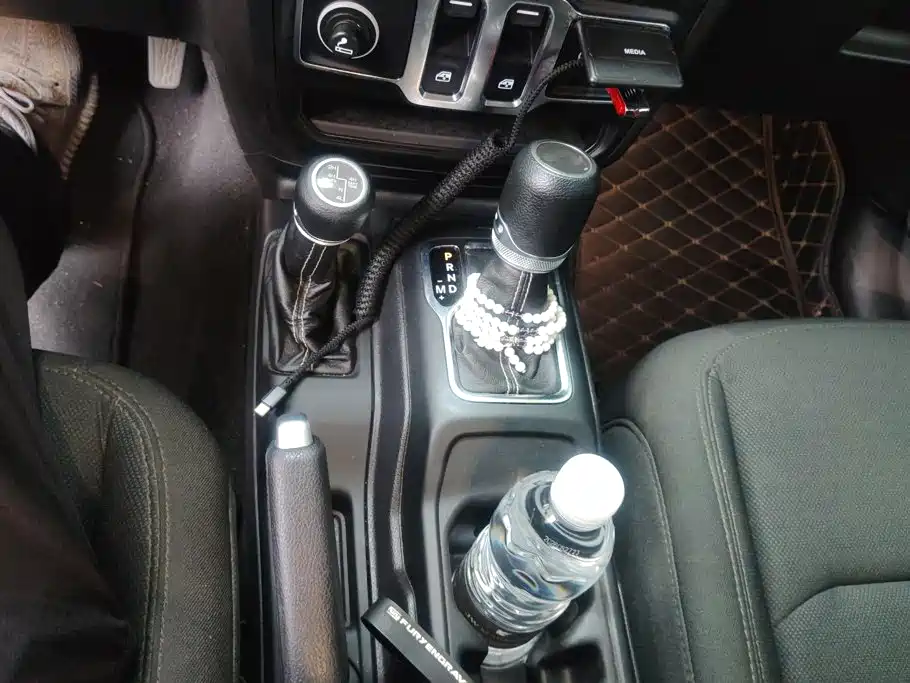 Jeep Wrangler — миниатюра 16