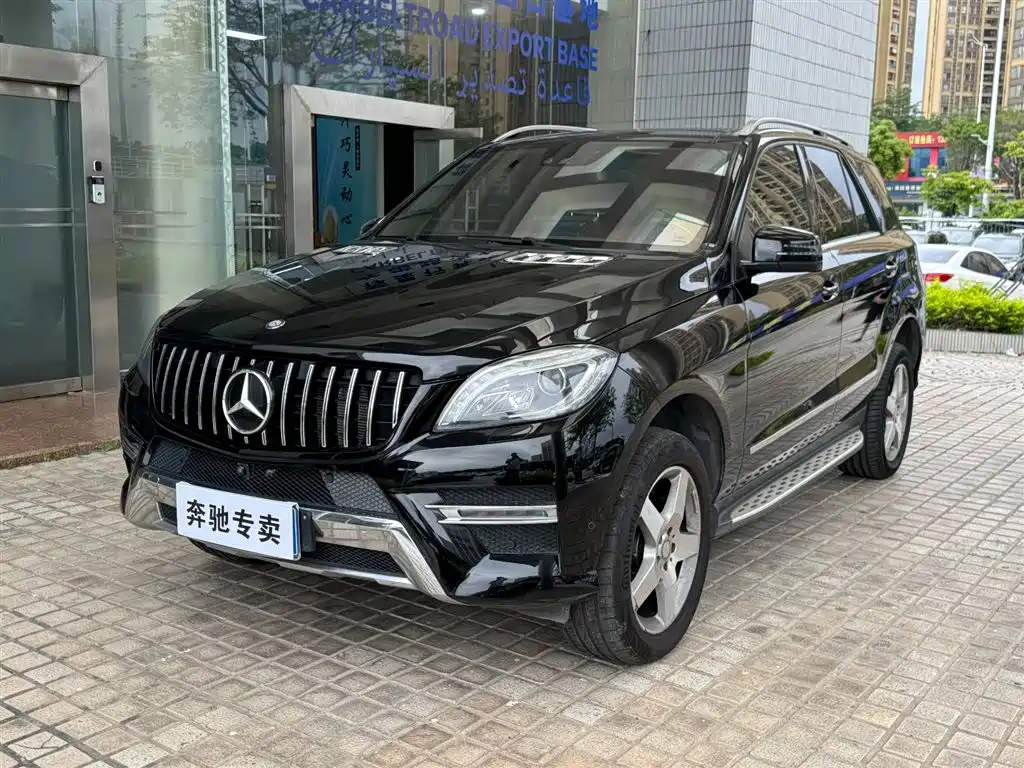 Mercedes-Benz M-Class 2015